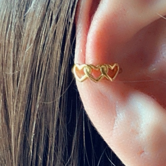 14k Gold Vermeil Dainty Heart Cuff Earring - Picture 3 of 5